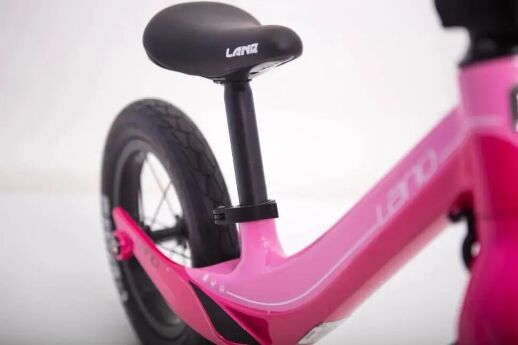Беговел-велобіг від дитячий LANQ WLN1255 колеса 12 дюймів магнієва рама і вилка рожевий