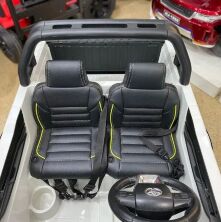 Дитячий двомісний електромобіль Джип 4WD M 4552(MP4)EBLR-1 Toyota ліцензійний з планшетом / колір білий **
