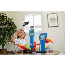 Автотрек траса гоночний ТРЕК GFH90 Hot Wheels City "Гонки в аеропорту". Хот Вілс