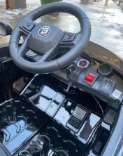 Дитячий одномісний електромобіль Машина Bambi 4WD M 4699EBLRS-2 Porshe на EVA колесах з MP3 фарбований /чорний*