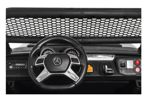 Дитячий двомісний електромобіль BAMBI Джип Мерседес 4WD M 4133EBLR-1 з амортизаторами білий