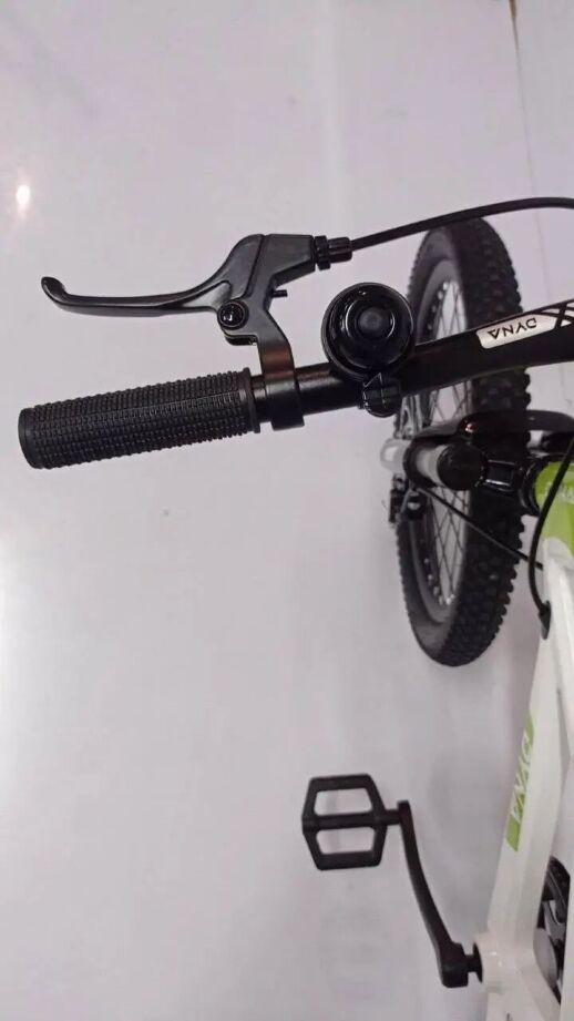 Гірський спортивний Магнезієвий велосипед Dyna M-1 колеса 20 дюймів / 7 швидкостей / Shimano / біло-зелений