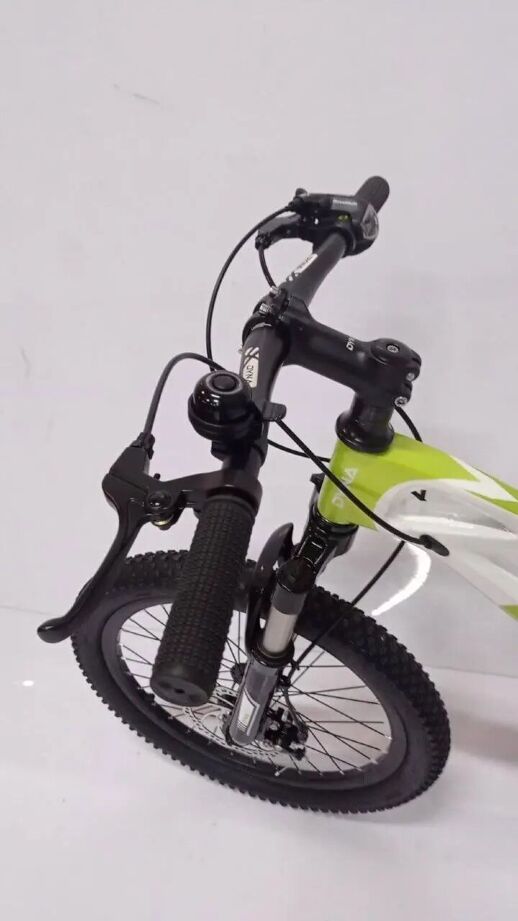 Гірський спортивний Магнезієвий велосипед Dyna M-1 колеса 20 дюймів / 7 швидкостей / Shimano / біло-зелений