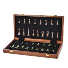 Настільна гра Шахи XQ12121 металеві фігури / поле 39 * 39см / в коробці