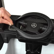 Дитячий електромобіль вантажівка Mercedes-Benz Actros M 4208EBLR-1 білий **