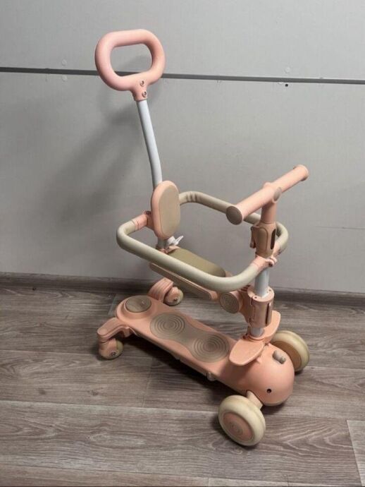 Дитячий триколісний самокат трансформер Maraton 3в1 Cruzzer 1009 з батьківською ручкою та бампером, рожевий