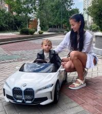 Дитячий Електромобіль BMW I4 JE1009EBLR-1 mp3, SD слот, USB, Пульт Р/В