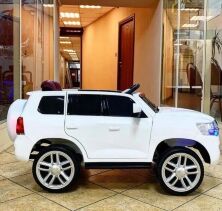 Дитячий двомісний електромобіль машина джип Bambi Racer 4WD M 4609EBLR-1Toyota / шкіряне сидіння / білий