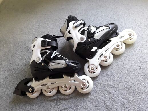 Дитячі ролики Чорні — Білі Profi A10080-S розмір 31-34