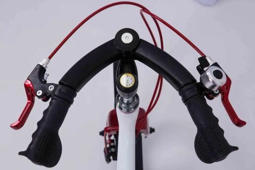 Дитячий двоколісний велосипед MARS-12 колеса 12 дюймів магнезиевая рама білий